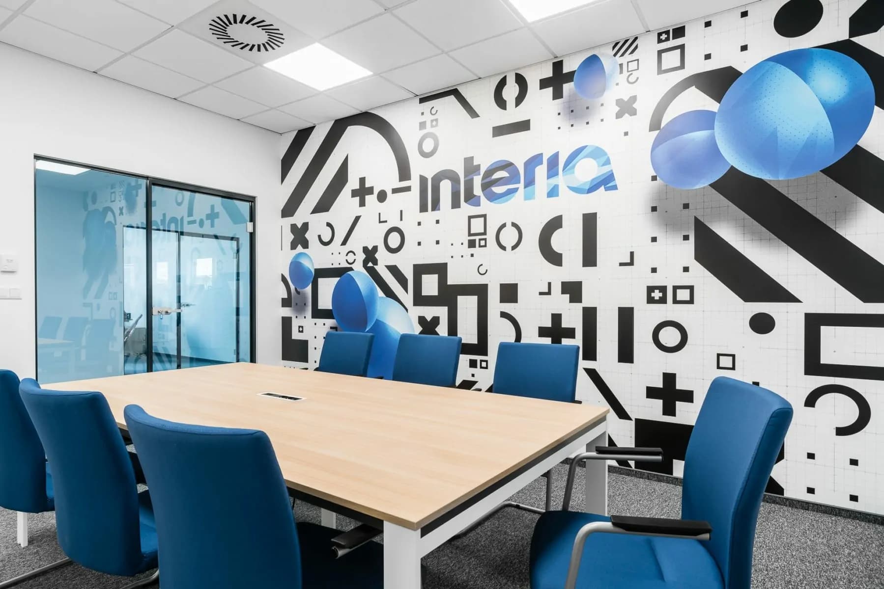 interia