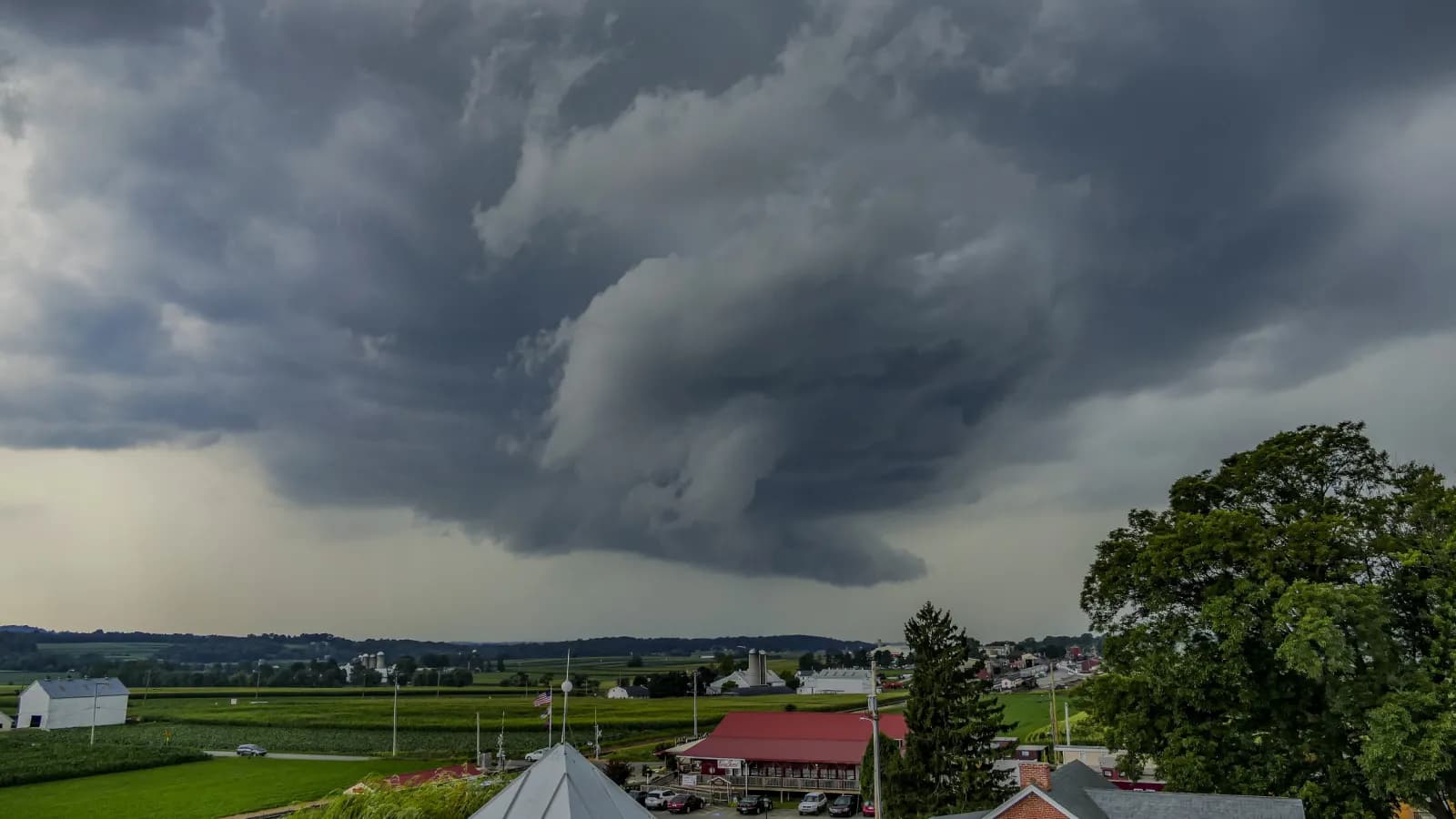 severe thunderstorm warning